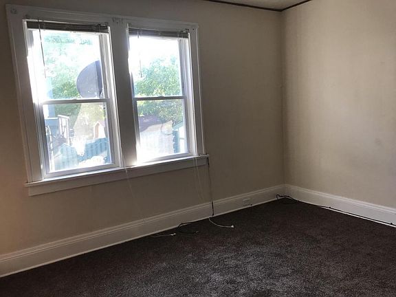 5th image of 4709 Spokane Ave APT 06