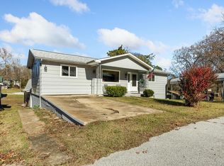 11 Whiteys Dr, Diamond City, AR 72644