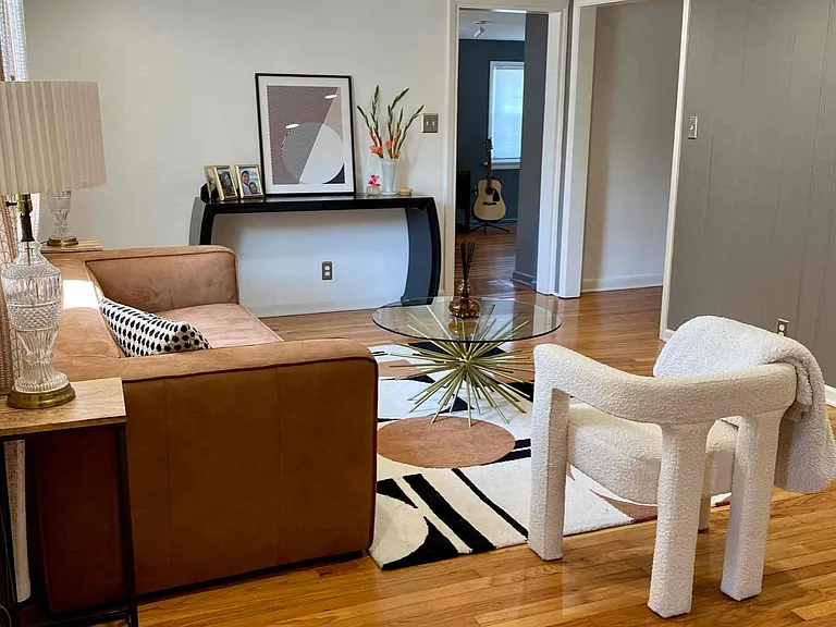 Front sitting room