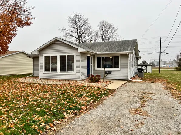 113 Walnut St, Gibson City, IL 60936