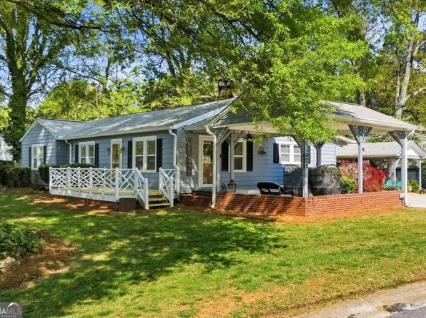 1625 Seayes Rd SW, Mableton, GA 30126