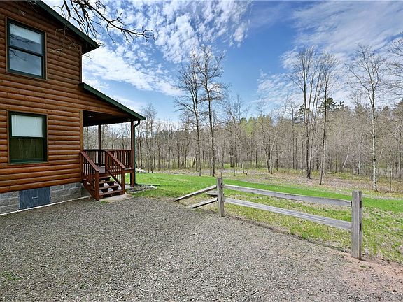 4th image of N8033 Lakeside Road