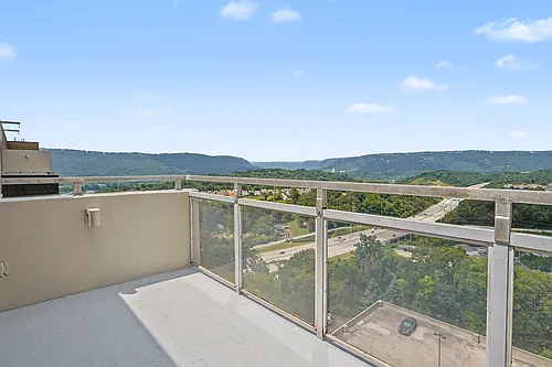 1131 Stringers Ridge Rd Photo 1