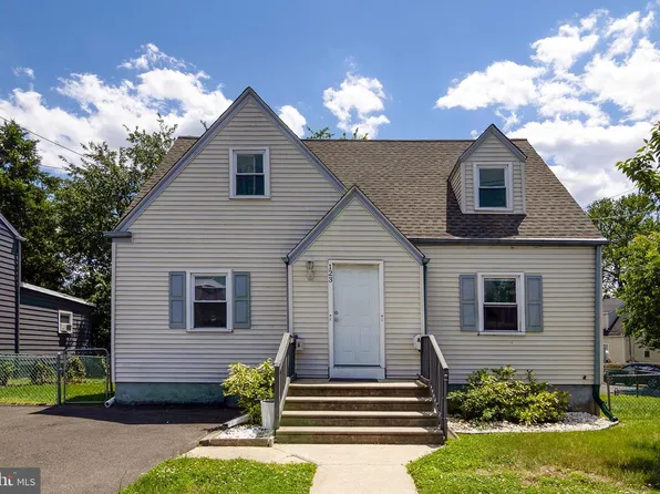123 W Kings Hwy, Bellmawr, NJ 08031
