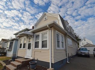 458 Sea St, Quincy, MA 02169