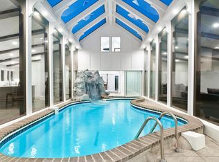 4 Fedak Ln, East Quogue, NY 11942