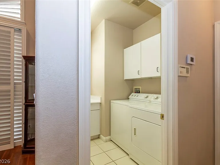 2215 Scarlet Rose Dr — Photo 17