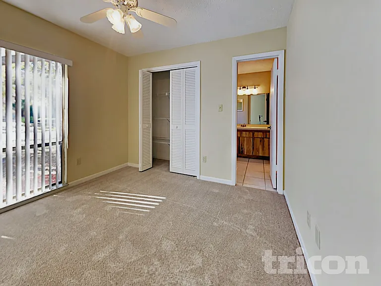 610 Oakmoss Dr — Photo 12