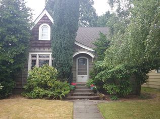 2216 45th Ave SW, Seattle, WA 98116