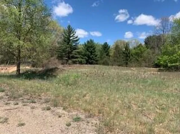 0 Cypress St, Howard City, MI 49329