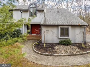 13 Huntington Circle Dr, Medford, NJ 08055