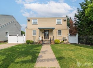 56 Frederick St, Carteret, NJ 07008
