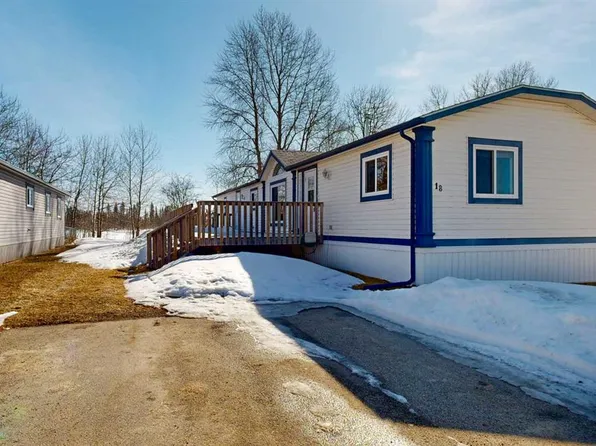 18 Soper St, Whitecourt, AB T7S 1V2