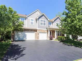 1221 Baldwin Ln, Wauconda, IL