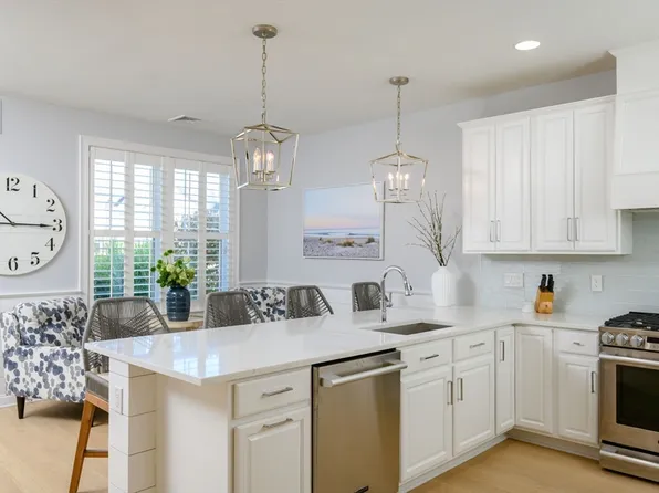 160 Stayner Dr, Hingham, MA 02043