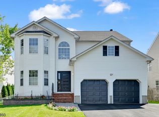 14 Shaffer Rd, Bridgewater, NJ 08807