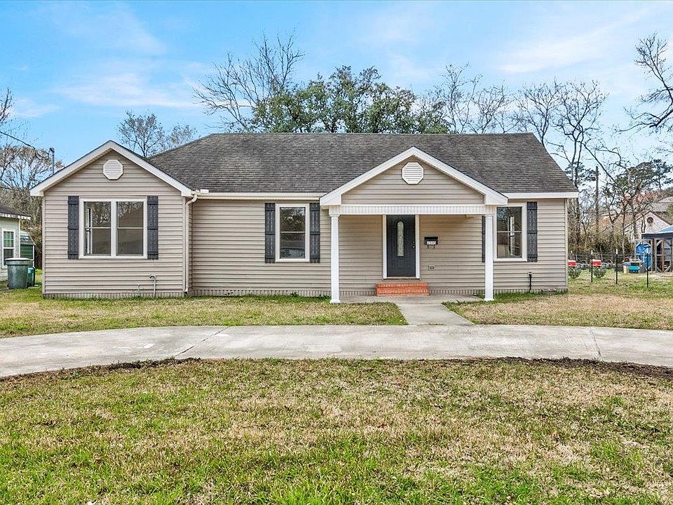 2805 W Lucas Dr Beaumont TX 77706 Zillow