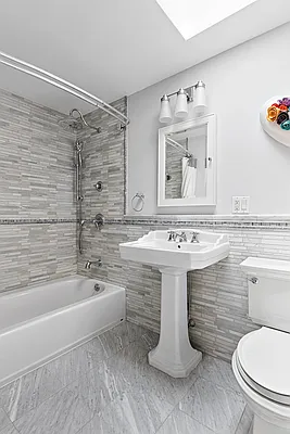 Sold by Compass | media 18