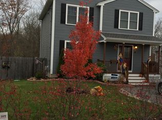 9 Heritage Ct, Fall River, MA 02721