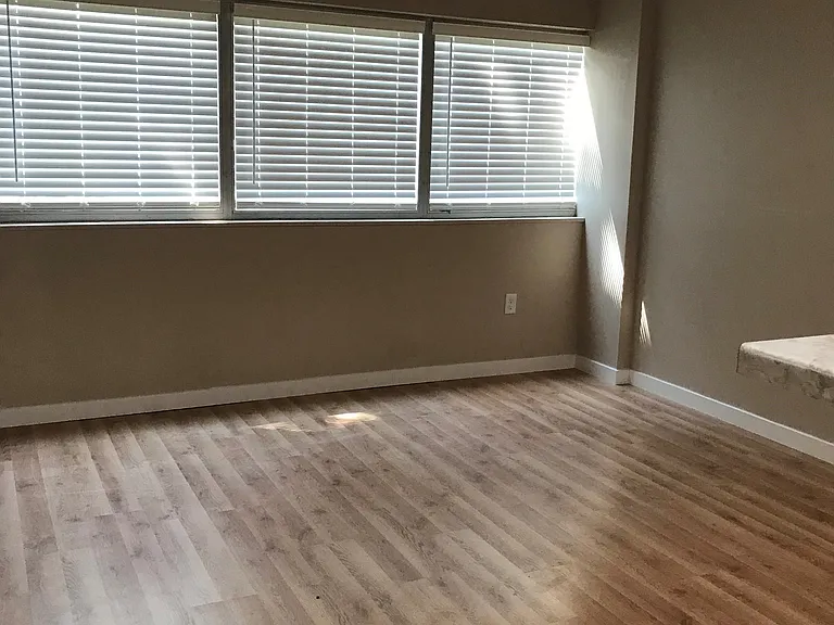 810 4th Ave S #138 — Photo 2