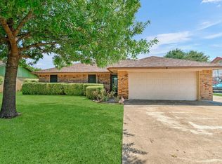 1414 La Salle Dr, Sherman, TX 75090