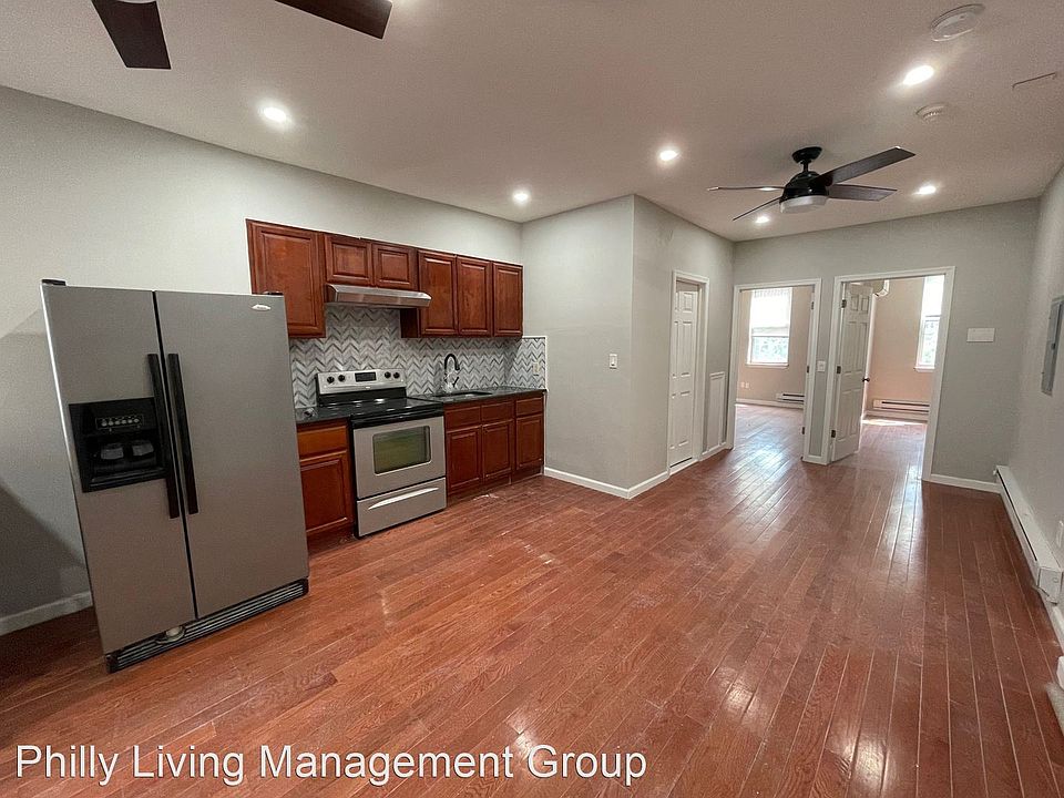 1st image of 427 W Girard Ave #10400570