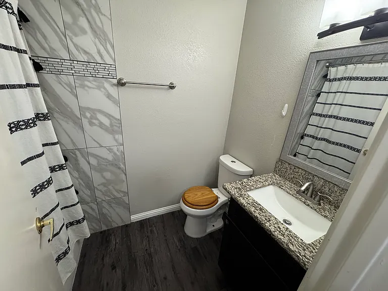 110 Panorama Dr #C — Photo 24