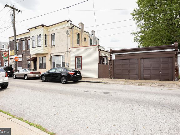 3rd image of 4790 Richmond St