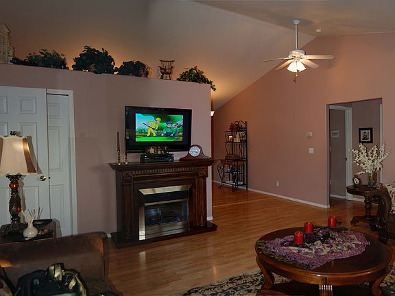 Living room 1