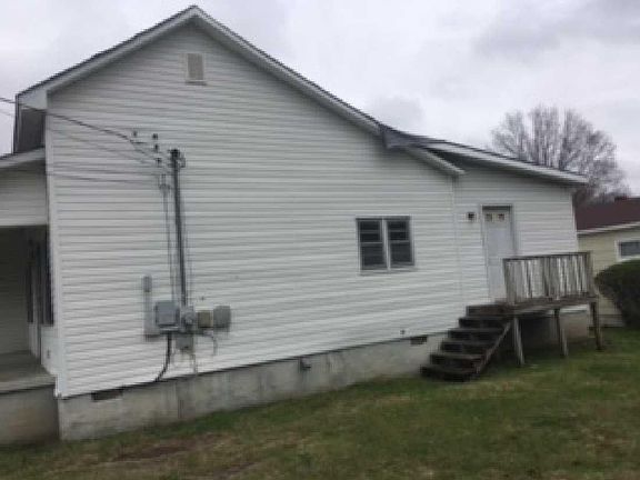 2nd image of 234 Stonewall St
