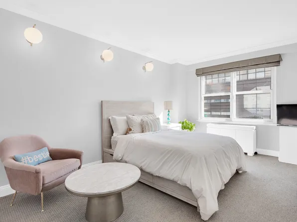 69 5th Avenue image 7 of 9