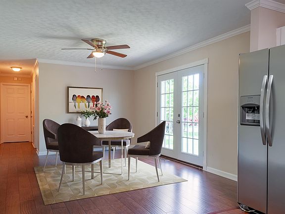 4th image of 6749 Forrest Ln