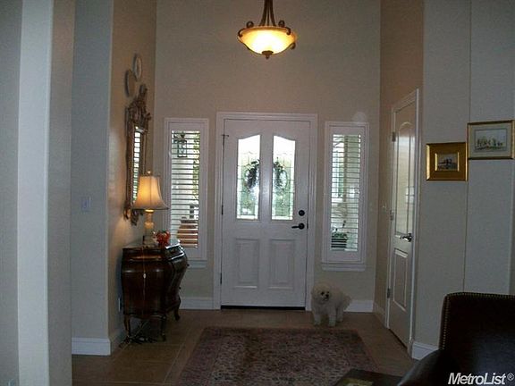 3rd image of 1552 Lexington Dr