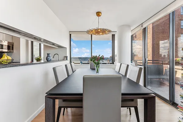 Sold by Highline Residential | media 5
