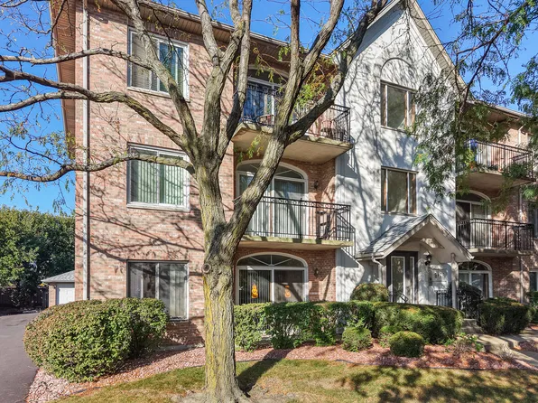 9428 S 77th Ct APT 2A, Hickory Hills, IL 60457