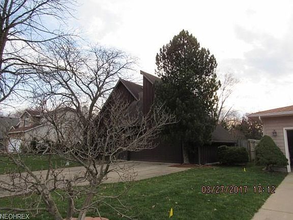 3rd image of 4400 Queen Anne Ave