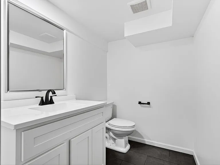 6450 Hadden Bay Dr — Photo 35