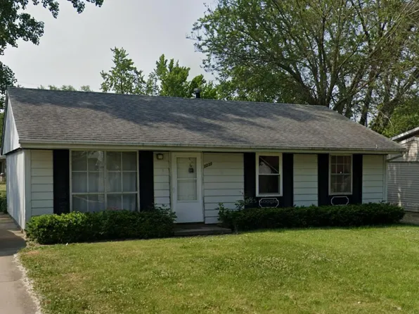 2237 Northridge Ln, Washington, IL 61571