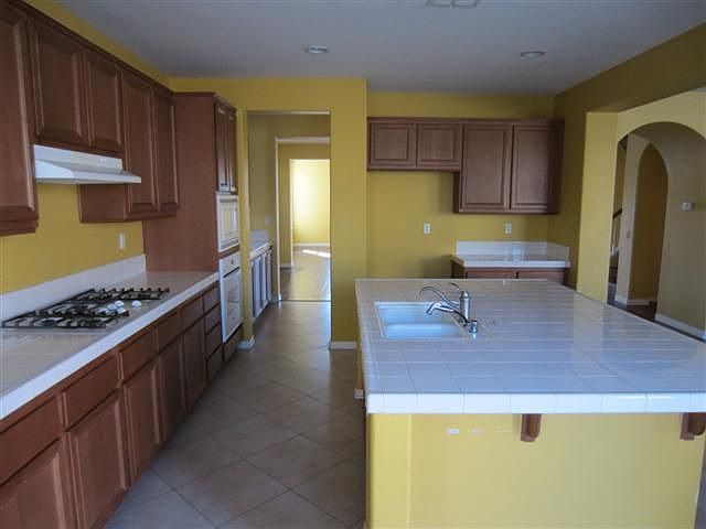 2nd image of 6310 La Mesa St