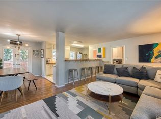 2109 Poinsettia St, Santa Ana, CA 92706