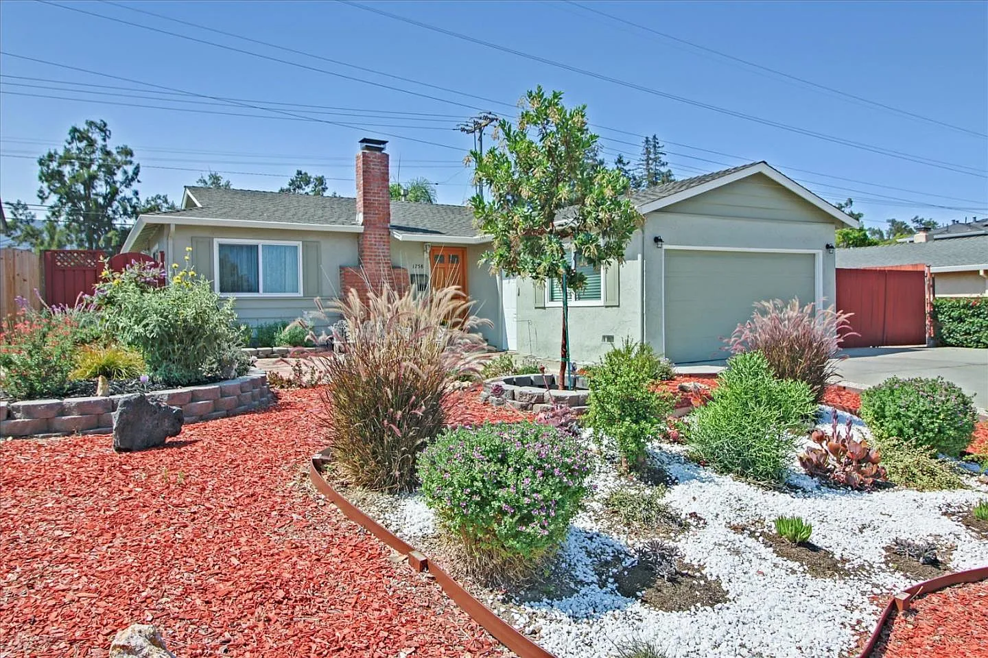 1758 Chevalier Dr photo 1