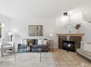 945 232nd Pl NE #945, Sammamish, WA 98074