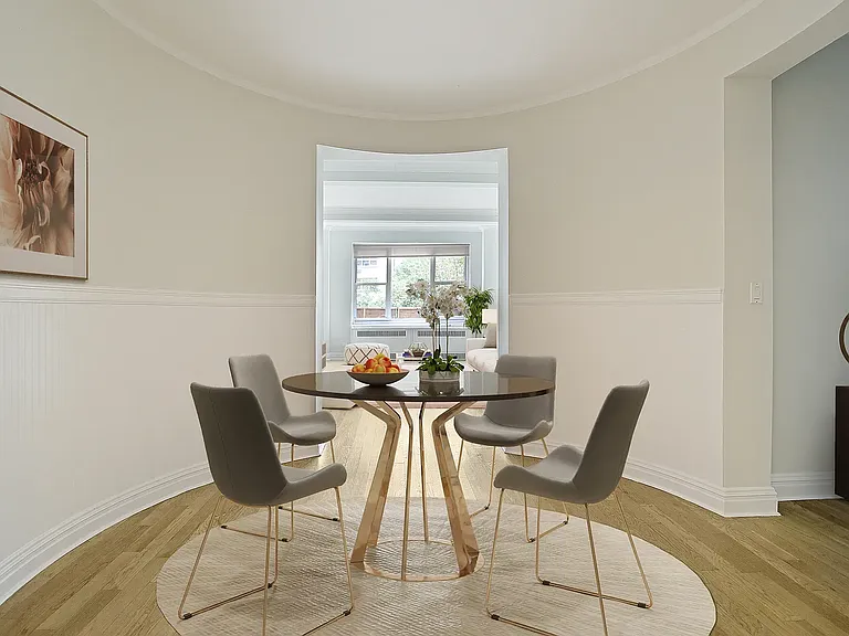 20 Park Ave #8A — Photo 2