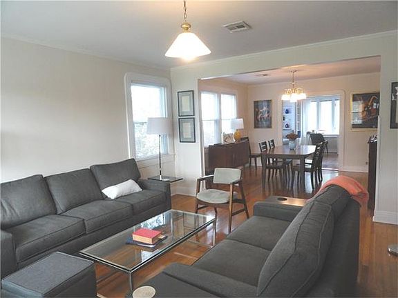 3rd image of 65 S Wren St