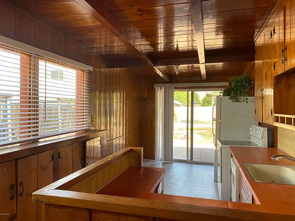 5th image of 3722 N Estrella Ave