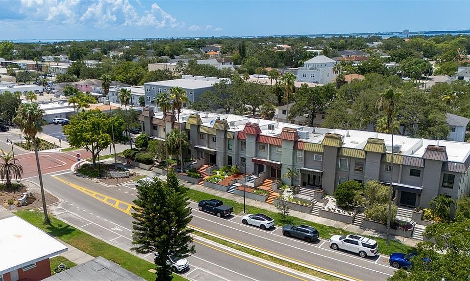 1st image of 164 E DAVIS BOULEVARD
