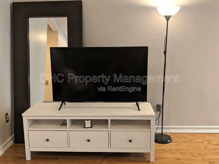 1050 Piedmont Ave NE #13 — Photo 9
