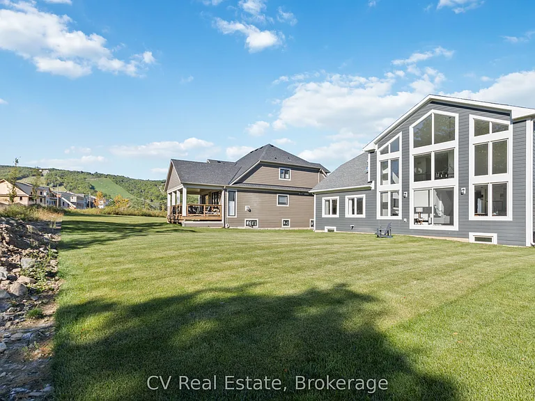 115 Stillwater Cres — Photo 44