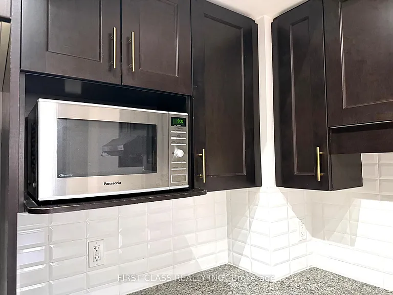38 Cedarland Dr #315 — Photo 6