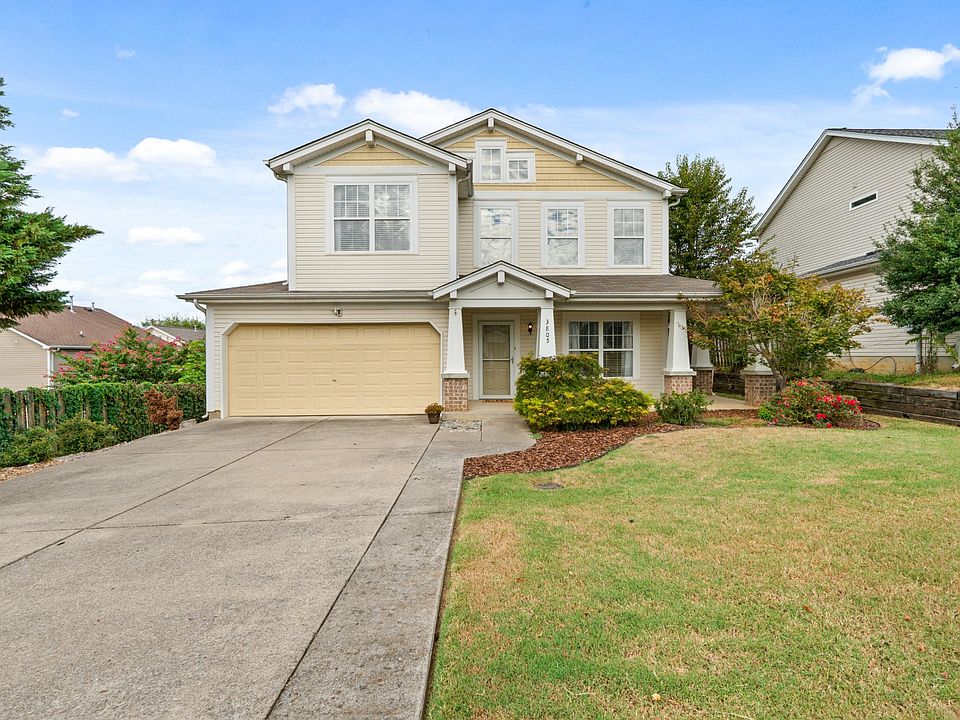 1st image of 3805 Williamette Dr